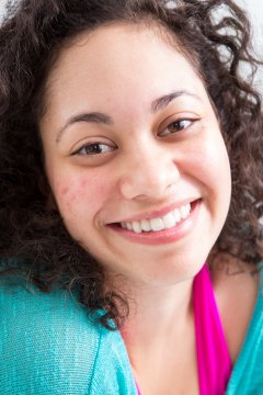 Amira94 from Ontario,Canada