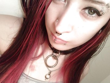 Chloe74 from Ontario,Canada