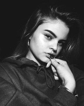 Chloe97 from Ontario,Canada