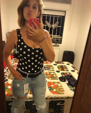 Jessica90 from Ontario,Canada