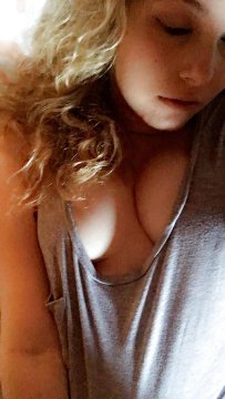 LacyMeg from Ontario,Canada