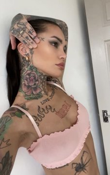 Olivia94 from Ontario,Canada