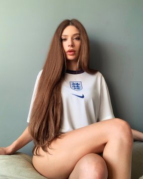 Zoe99 from Ontario,Canada