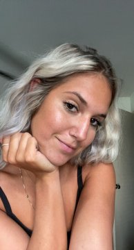debauchdiary from Ontario,Canada
