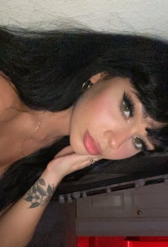 starlet93 from Ontario,Canada