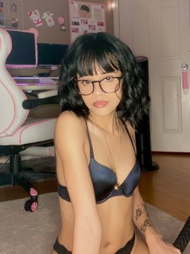 taylor03 from Ontario,Canada